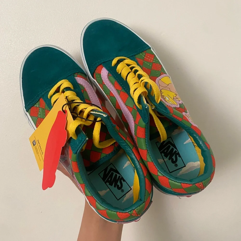 NEW- Vans x Simpsons Old Skools - Picture 3 of 5